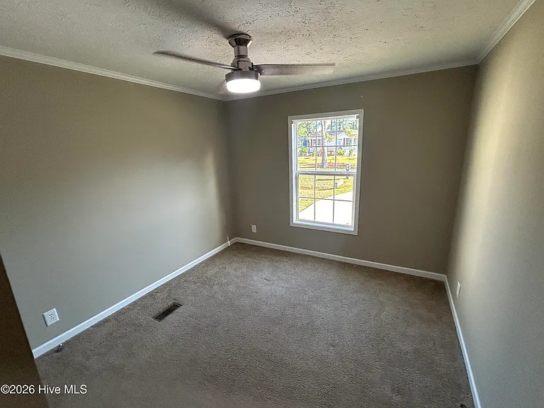 857 Nicholas Dr SW — Photo 19