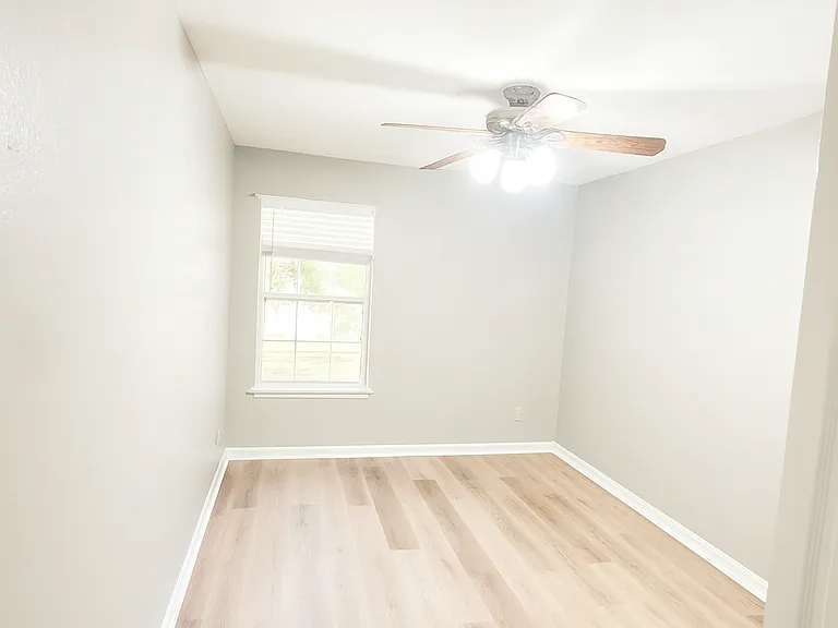 2182 Timberwood Cir S #1 — Photo 5
