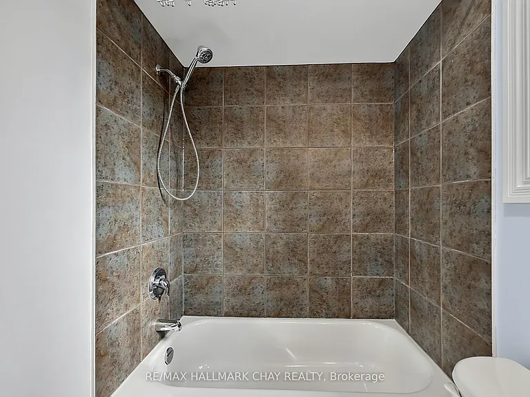 2040 Celeste St #MAIN — Photo 10