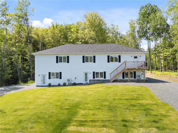 174 Rockwood Way, Saint Marys, NB E3A 9X3