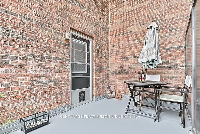 16 Elgin St #271 — Photo 12