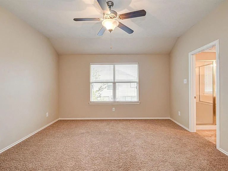 23 Fairlee Ct — Photo 31