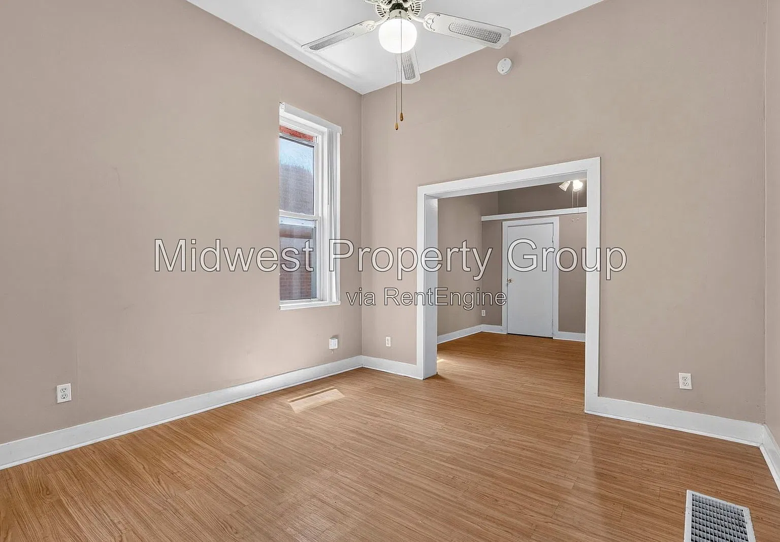 1 bed, 1.0 bath, $850 — Photo 3