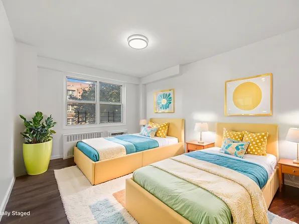 2550 Olinville Avenue image 5 of 20