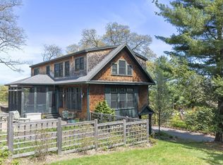 77 Gray St, Arlington, MA 02476