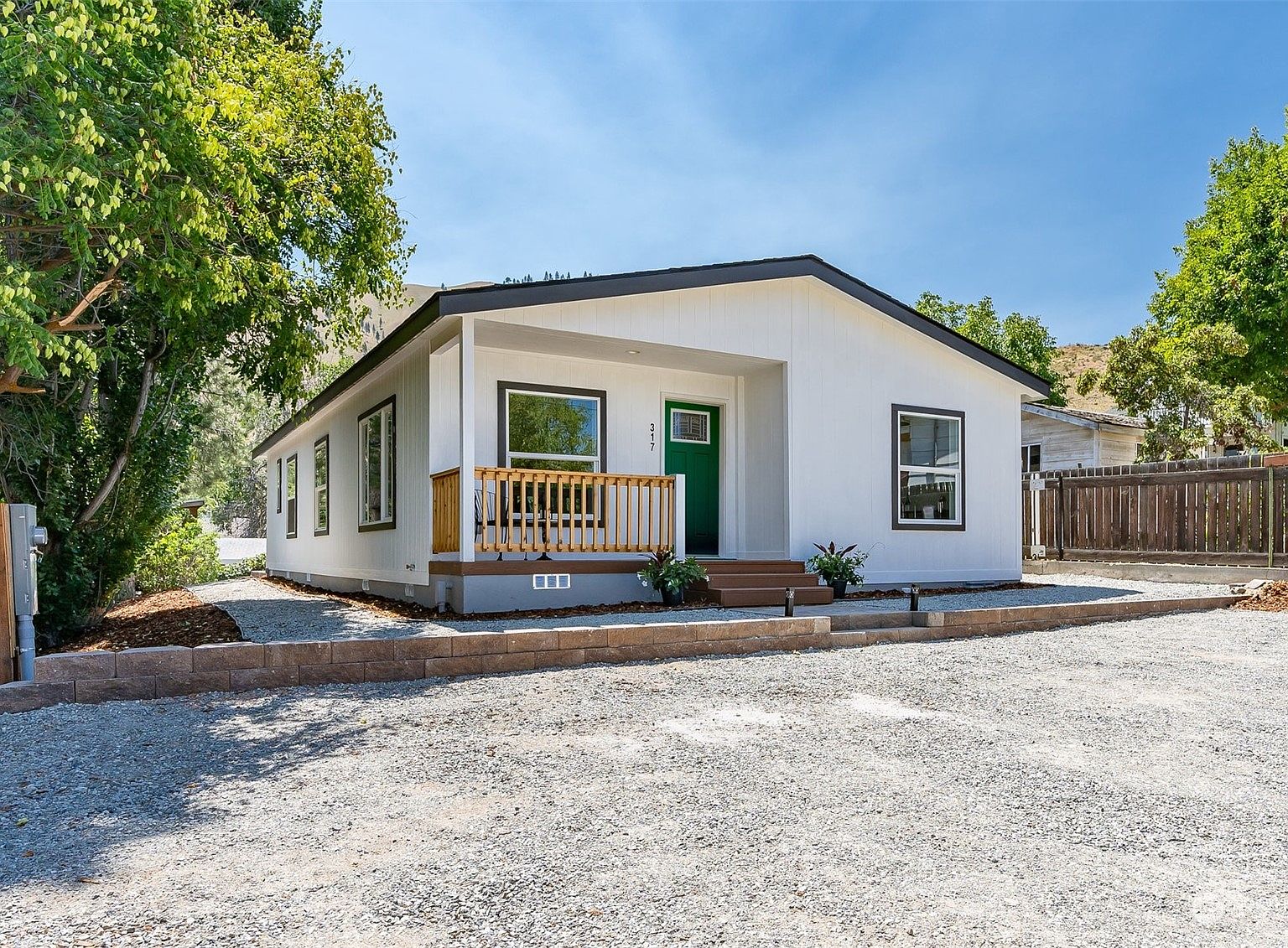 317 E Franklin Street, Chelan, WA 98816 Zillow