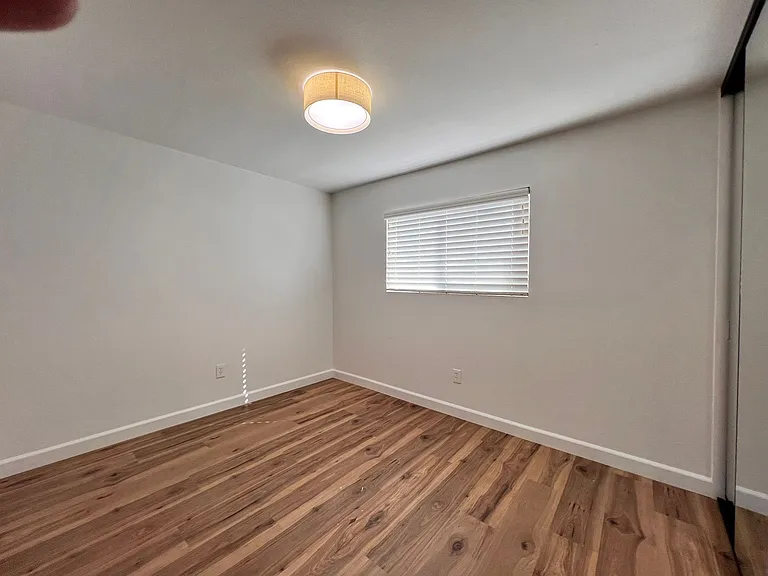 6946 Cowles Mountain Blvd — Photo 18