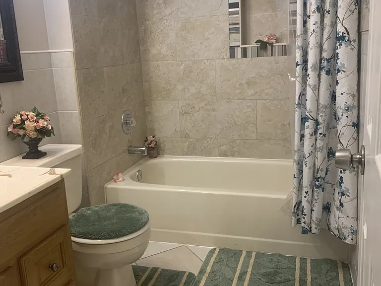 227 Lindsey Ct #1 — Photo 28