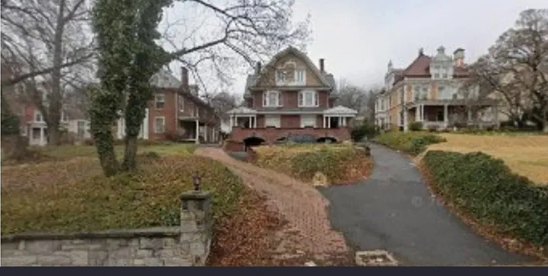 1541 Mineral Spring Rd — Photo 1