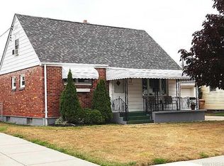 33 Birkdale Rd, Cheektowaga, NY 14225