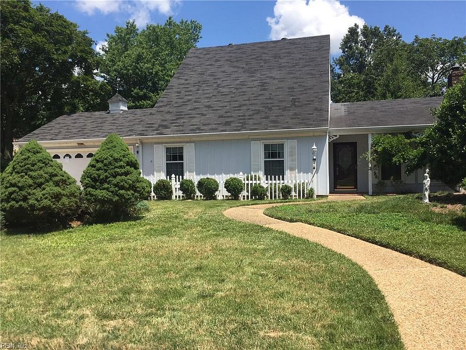 2nd image of 4 Danfield Cir
