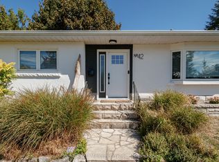 42 Niagara St, Collingwood, ON L9Y3X2