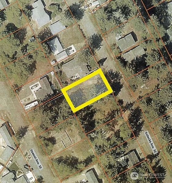 3rd image of 657 Sollecks Avenue SE
