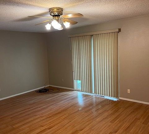 3rd image of 1716 S Olive St