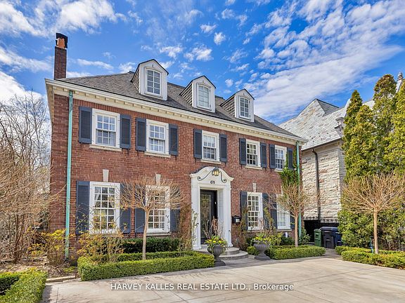 2nd image of 470 Russell Hill Rd