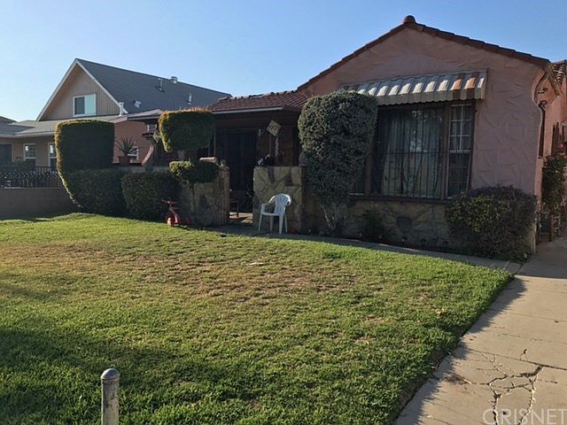 2nd image of 1909 Leighton Ave