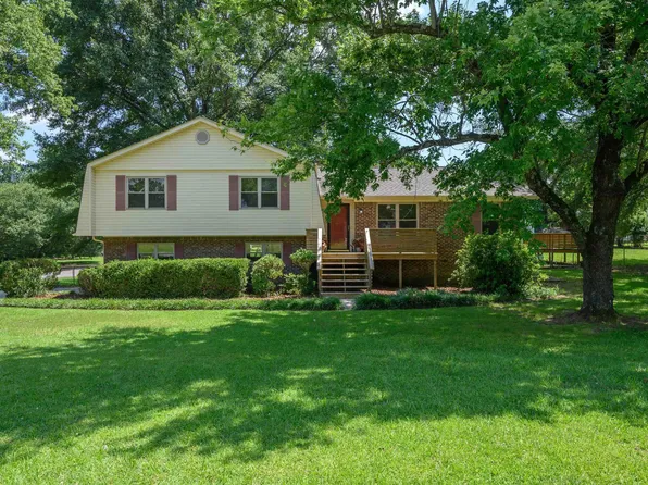 1221 7th Ave SW, Alabaster, AL 35007