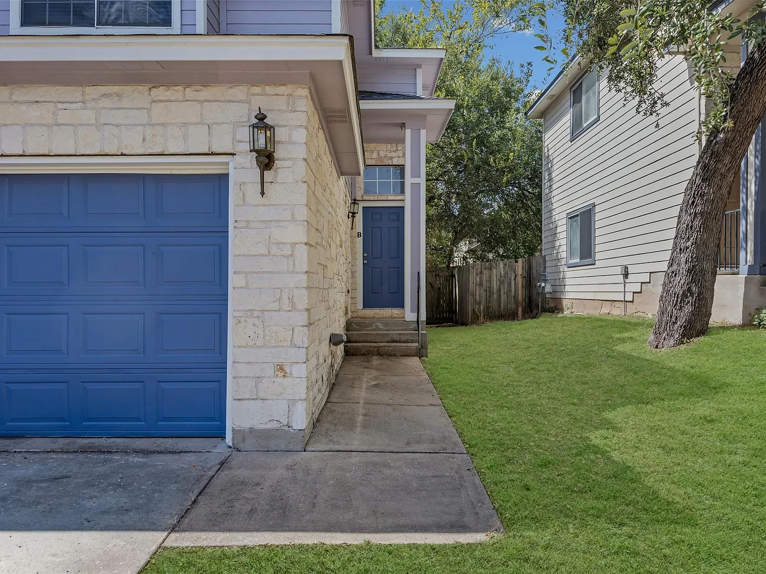 3 bed, 3.5 bath, 1396 sqft, $1,900 — Photo 2