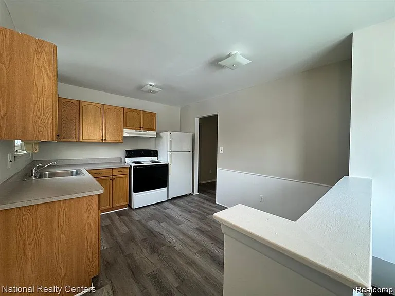 30824 Greater Mack Ave — Photo 3
