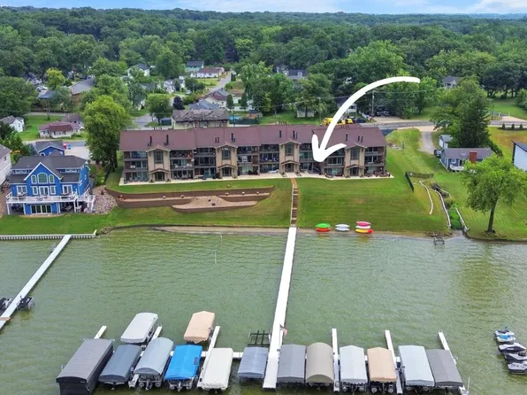 8123 S Lake Shore Dr #2, Cedar Lake, IN 46303