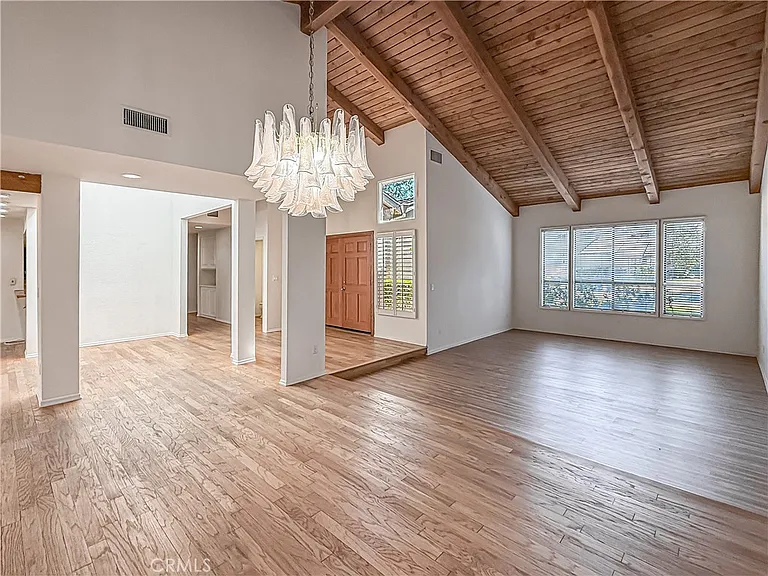 9201 Paso Robles Ave — Photo 13
