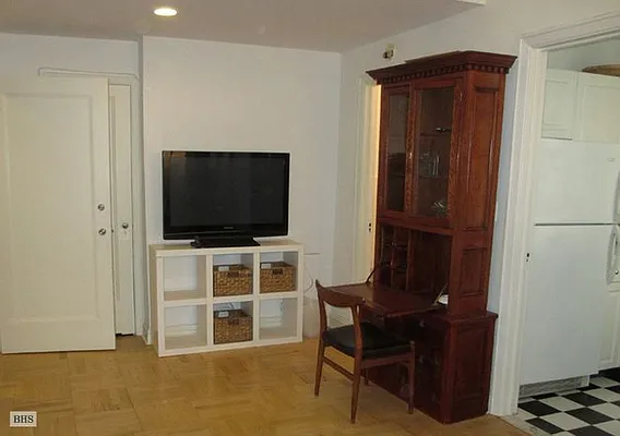 Rented by Brown Harris Stevens | media 31