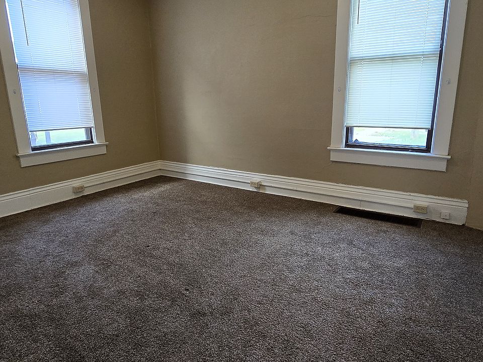 2nd image of 135 Wales Rd NE #A
