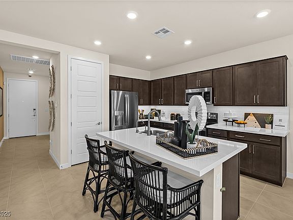 3rd image of 3325 E Cactus Canyon Dr