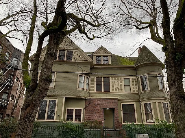 Zhan01 - NW Everett — Photo 2