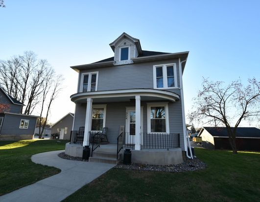 324 2nd Ave, Wanamingo, MN 55983