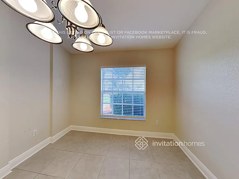 1772 SW Lofgren Ave — Photo 6