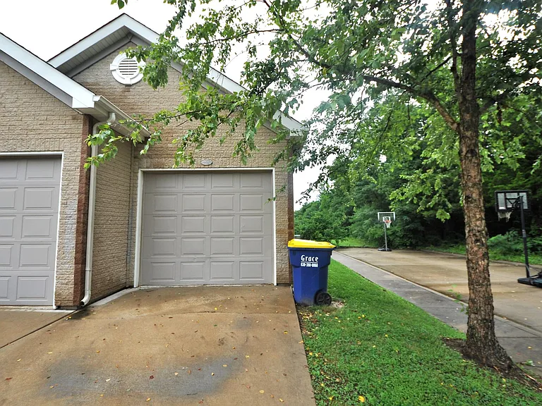 449 Woolf Rd — Photo 28