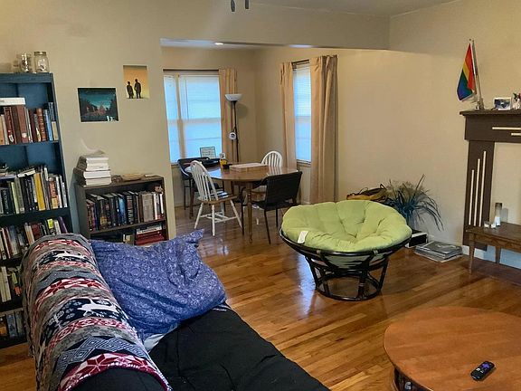 4th image of 1120 W 22nd Ter