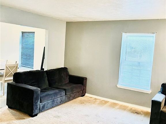 5th image of 3287 W 52nd St