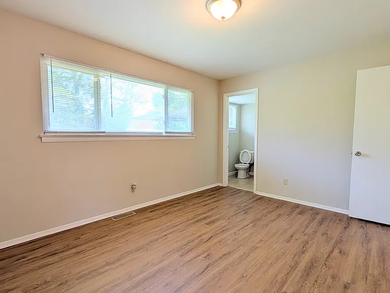 3356 Clemens Dr — Photo 28