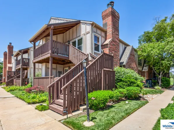 1450 S Webb Rd APT 320, Wichita, KS 67207