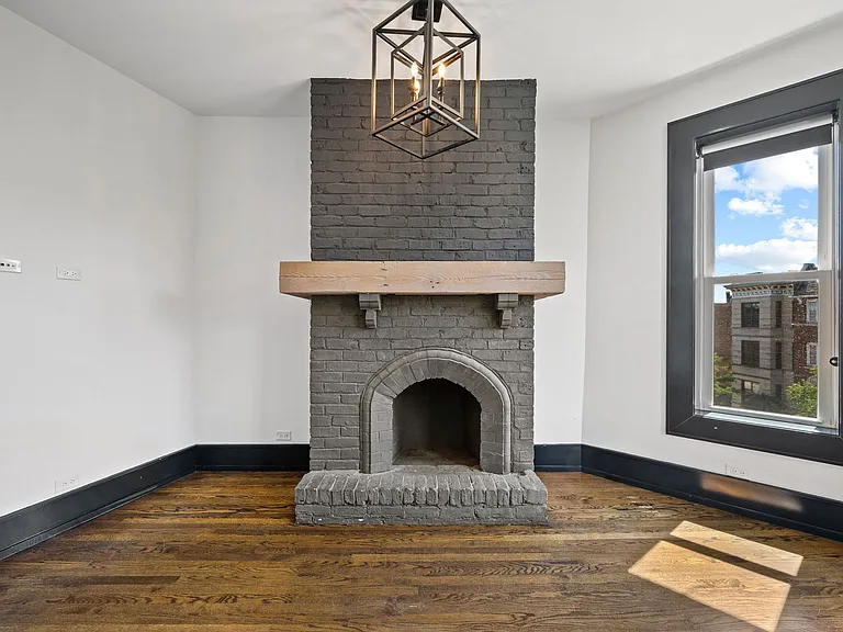 3513 N Sheffield Ave #3 — Photo 4