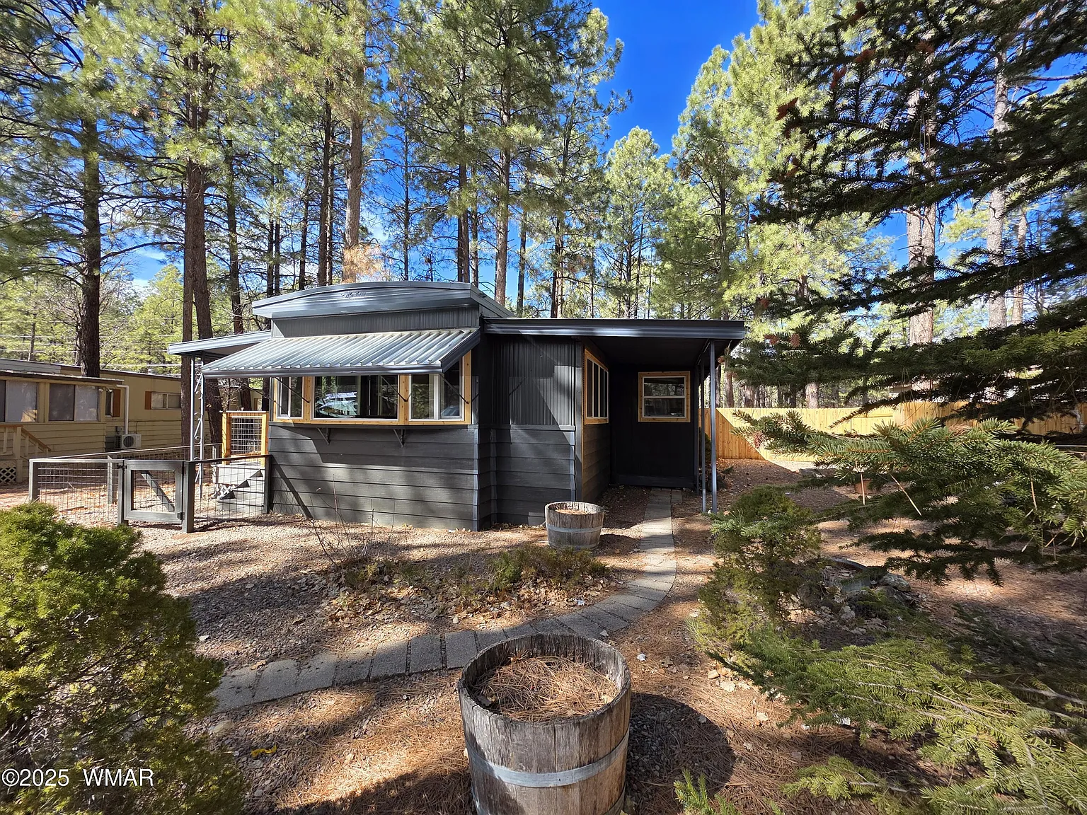 3 bed, 1139 sqft, $2,000 — Photo 3