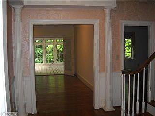 5th image of 25 Sturbridge Ln