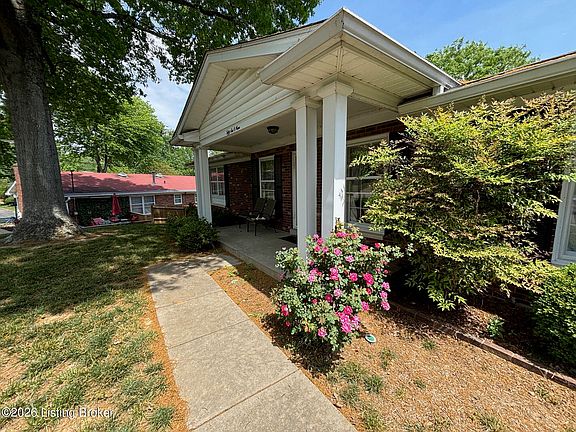 2nd image of 5609 Tall Oaks Ct