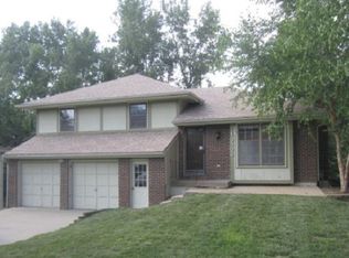 10500 NW 57th St, Kansas City, MO 64152