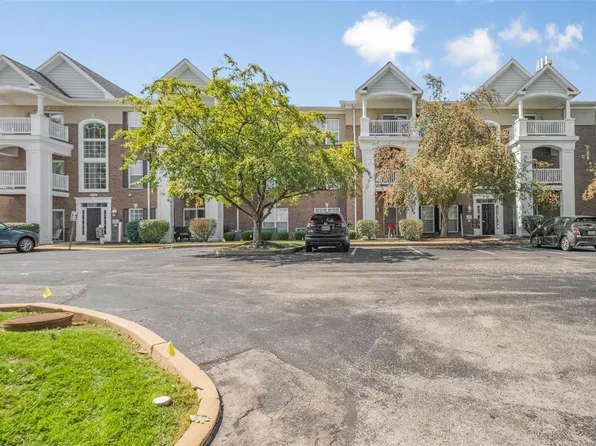 13115 Mill Crossing Ct APT 201, Saint Louis, MO 63141