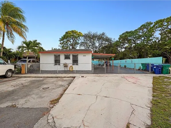 3834 NW 213th St, Miami Gardens, FL 33055