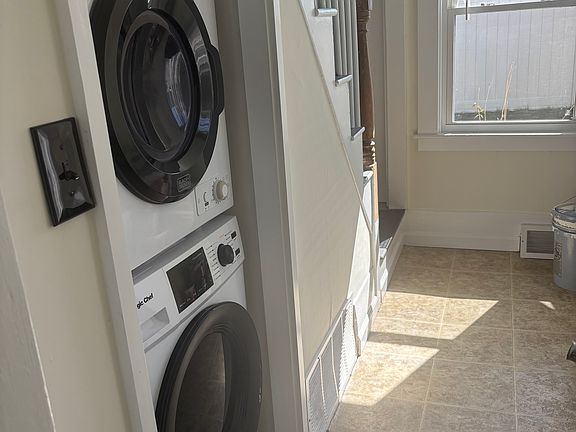 2nd image of 292 Nashua St #1