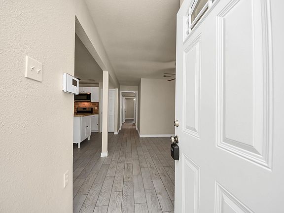 5th image of 11915 Binghampton Dr