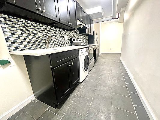 1st image of 8 Manhattan Ave #2L