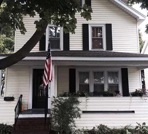 3rd image of 1420 Stolp Ave