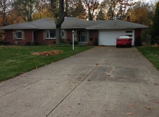 1005 Carpenter Ave NW, Grand Rapids, MI 49504