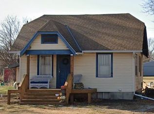 9697 SW Santa Fe Lake Rd, Augusta, KS 67010