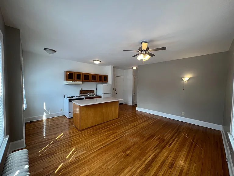 Stevens Square Apartments — Photo 154